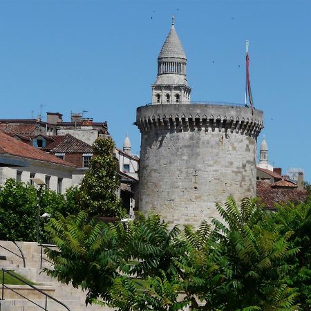 La Halte Perigourdine Apartment Perigueux Bagian luar foto