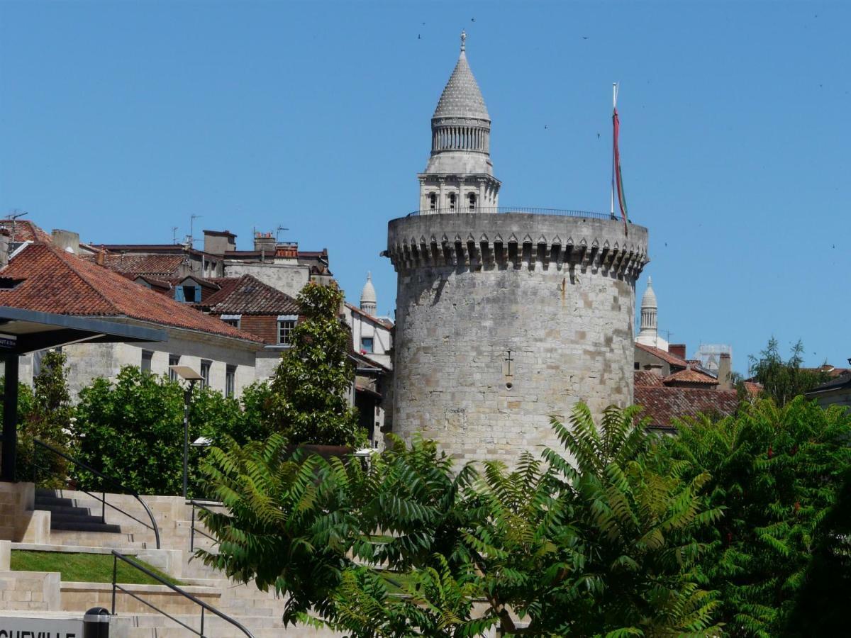 La Halte Perigourdine Apartment Perigueux Bagian luar foto